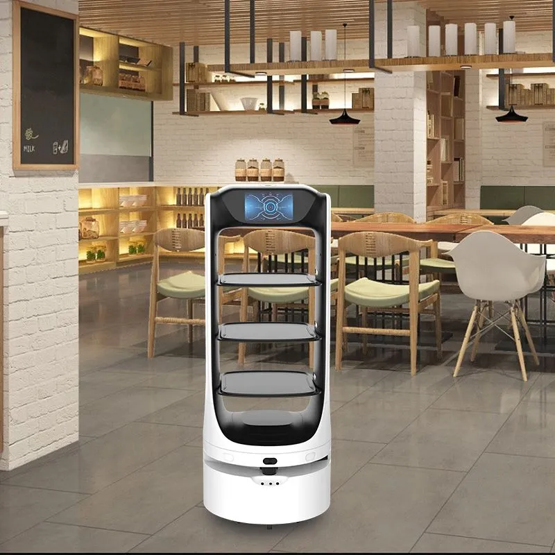 Mar gheall ar an eipidéim, tá ganntanas saothair domhanda ann, agus tá róbait...